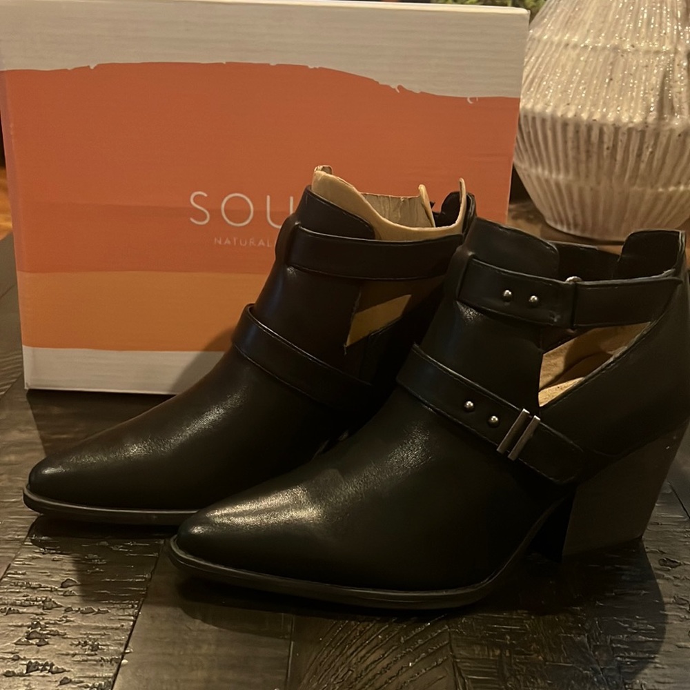 Soul Naturalizer Black booties  *NEW*